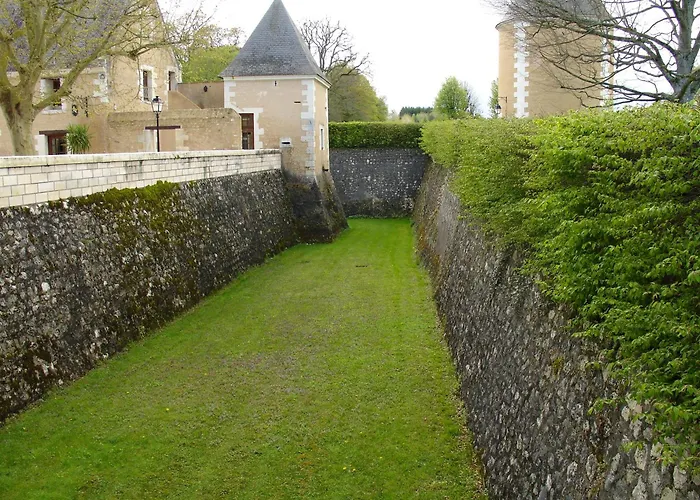 Chateau De La Menaudiere