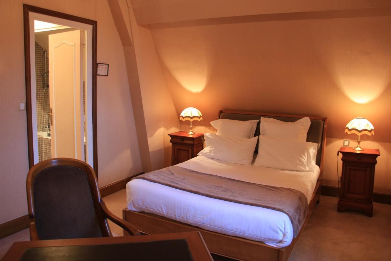 Chateau De La Menaudiere Hotel 3*